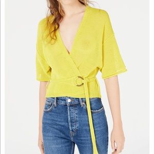 Say hello to your favorite top of the season